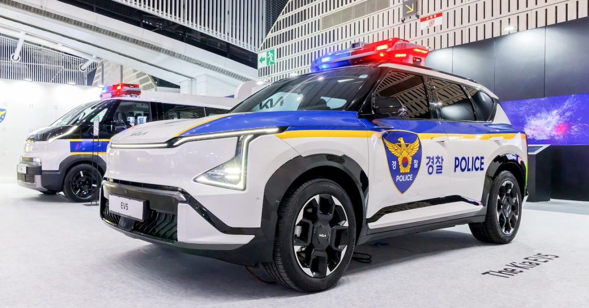 Kia’s electric SUV and van are getting a new job as police cars