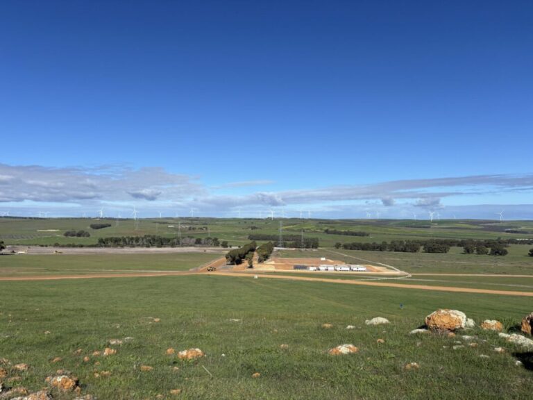 Atmos Renewables closes financing on 1.6GWh Capacity Investment Scheme-backed battery storage system in Australia