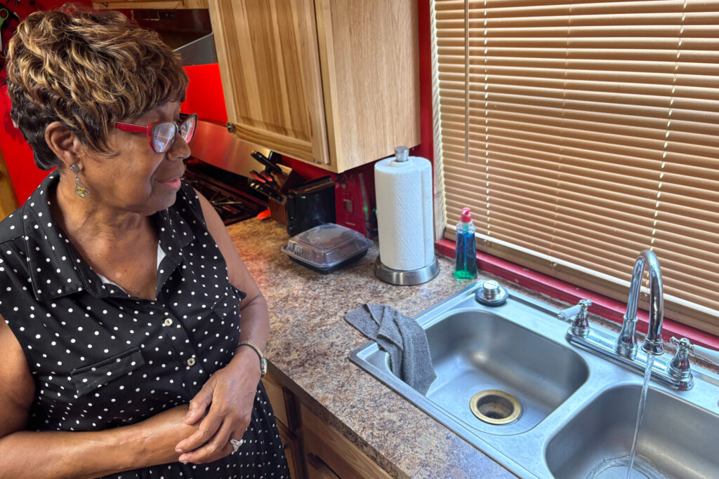 In One Historically Black Florida Community, the Drinking Water Is Brown