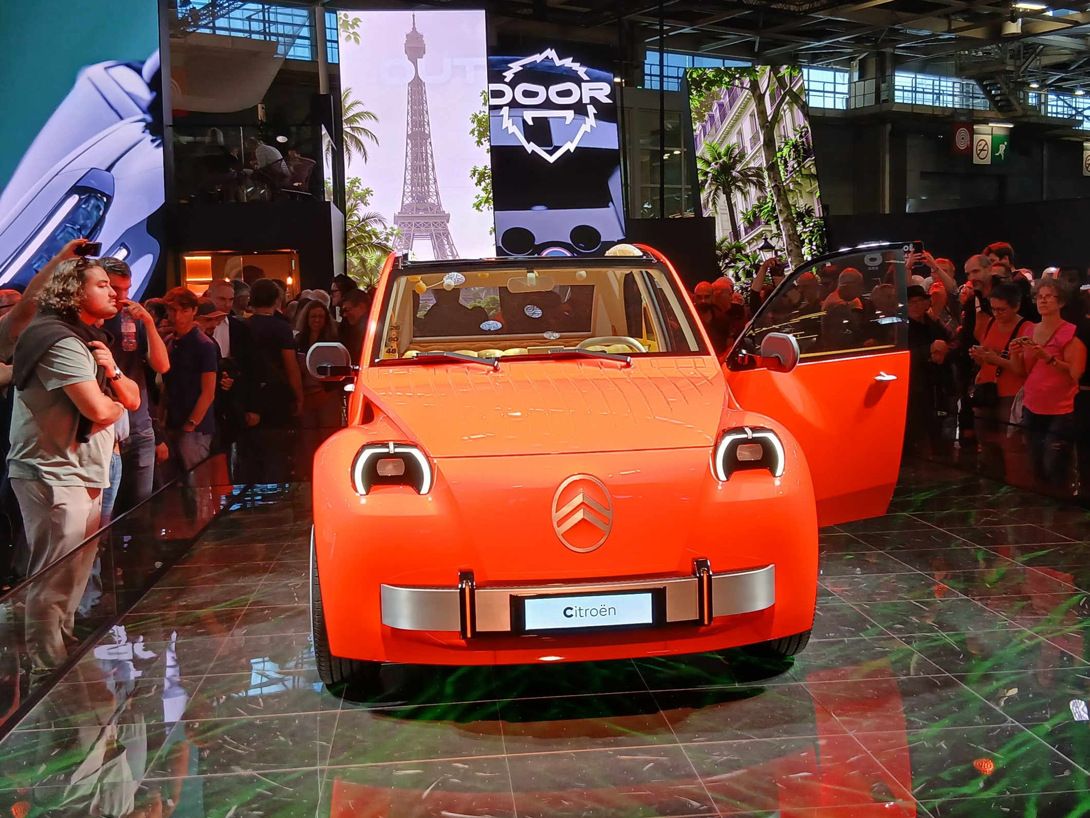 Paris Auto Show — European OEMs Strike Back