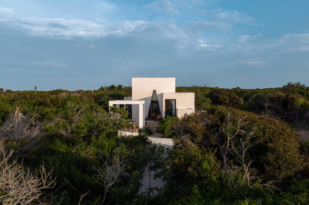 KatNap House / Nutum Estudio